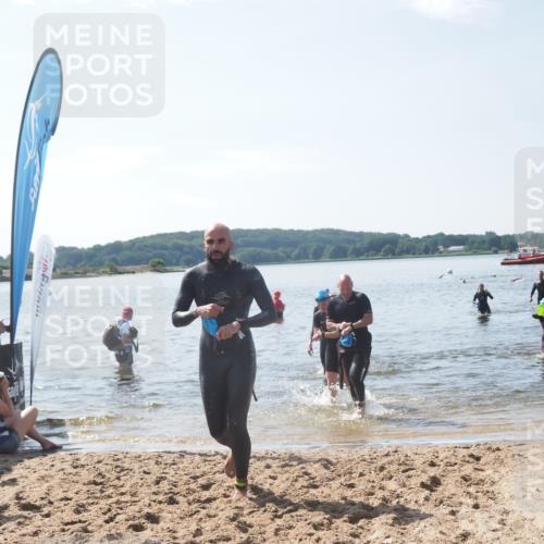 22.06.2025 - Viking Triathlon MichiJ http://msf.ph/oto/8104725 22.06.2025 10:47:56 Schwimmen 84, 190, 223, 285, 452 meine-sportfotos.de