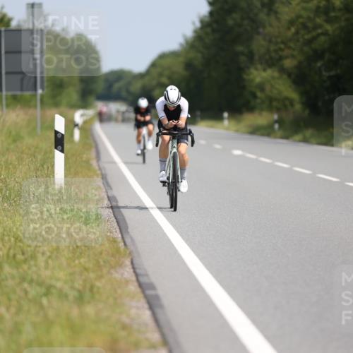 22.06.2025 - Viking Triathlon Yannick Fuchs http://msf.ph/oto/8104756 22.06.2025 11:28:25 Radfahren 22, 211, 269, 476 meine-sportfotos.de