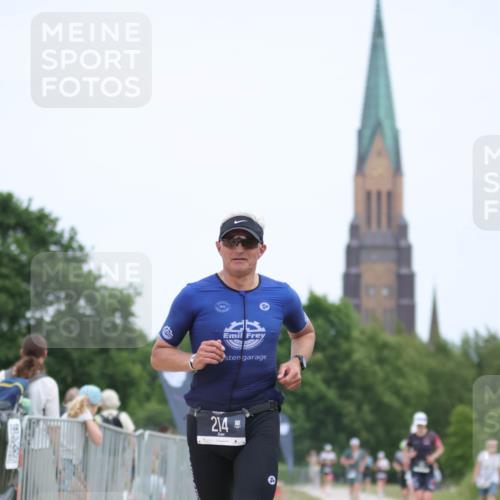 22.06.2025 - Viking Triathlon H.Heesch http://msf.ph/oto/8104773 22.06.2025 13:41:56 Laufen 214 meine-sportfotos.de
