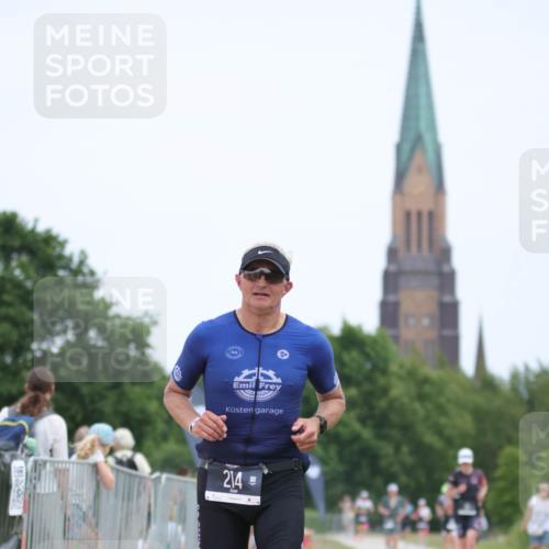 22.06.2025 - Viking Triathlon H.Heesch http://msf.ph/oto/8104777 22.06.2025 13:41:56 Laufen 214 meine-sportfotos.de