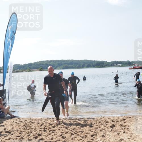 22.06.2025 - Viking Triathlon MichiJ http://msf.ph/oto/8104787 22.06.2025 10:47:59 Schwimmen 190, 223, 285, 452 meine-sportfotos.de
