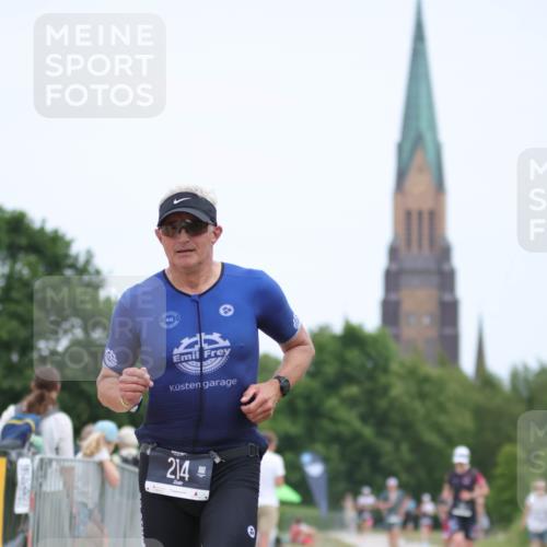 22.06.2025 - Viking Triathlon H.Heesch http://msf.ph/oto/8104793 22.06.2025 13:41:57 Laufen 214 meine-sportfotos.de