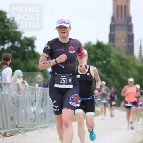 22.06.2025 - Viking Triathlon H.Heesch http://msf.ph/oto/8104797 22.06.2025 13:42:05 Laufen 89, 251, 282 meine-sportfotos.de