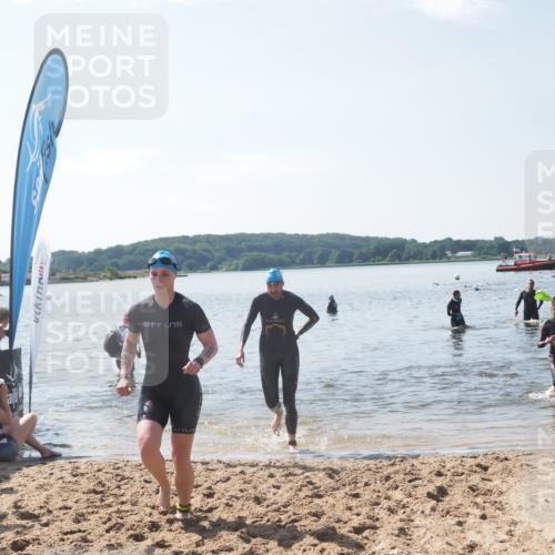 22.06.2025 - Viking Triathlon MichiJ http://msf.ph/oto/8104838 22.06.2025 10:48:00 Schwimmen 190, 223, 285 meine-sportfotos.de