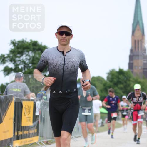 22.06.2025 - Viking Triathlon H.Heesch http://msf.ph/oto/8104853 22.06.2025 13:42:14 Laufen 89, 132, 209, 326, 493, 621 meine-sportfotos.de
