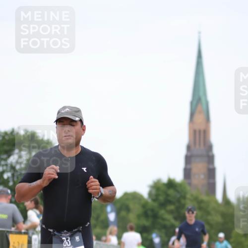 22.06.2025 - Viking Triathlon H.Heesch http://msf.ph/oto/8105003 22.06.2025 13:42:30 Laufen 83, 316, 323 meine-sportfotos.de