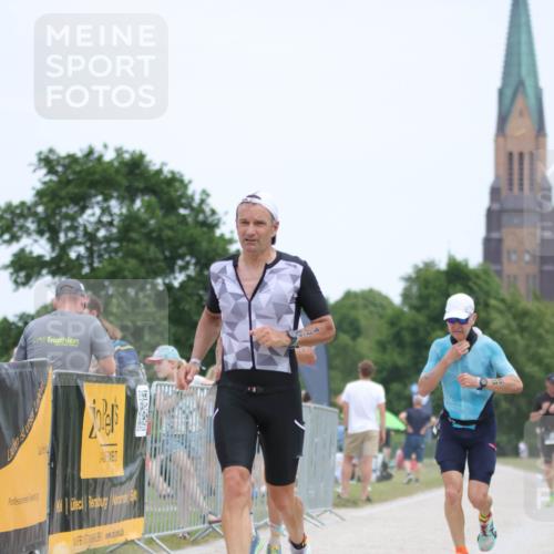 22.06.2025 - Viking Triathlon H.Heesch http://msf.ph/oto/8105040 22.06.2025 13:42:38 Laufen 68, 146, 207, 323 meine-sportfotos.de