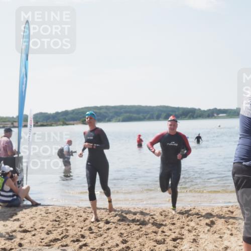 22.06.2025 - Viking Triathlon MichiJ http://msf.ph/oto/8105052 22.06.2025 10:49:00 Schwimmen 166, 353, 607 meine-sportfotos.de