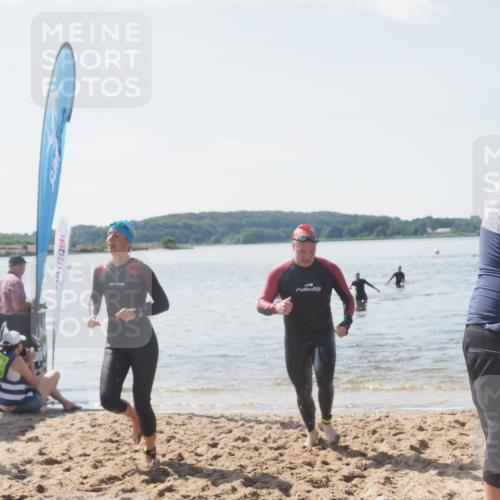 22.06.2025 - Viking Triathlon MichiJ http://msf.ph/oto/8105059 22.06.2025 10:49:00 Schwimmen 166, 353, 607 meine-sportfotos.de