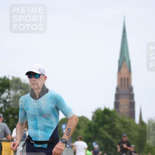 22.06.2025 - Viking Triathlon H.Heesch http://msf.ph/oto/8105069 22.06.2025 13:42:40 Laufen 68, 146, 207 meine-sportfotos.de
