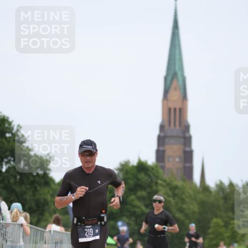 22.06.2025 - Viking Triathlon H.Heesch http://msf.ph/oto/8105076 22.06.2025 13:42:46 Laufen 219, 278 meine-sportfotos.de
