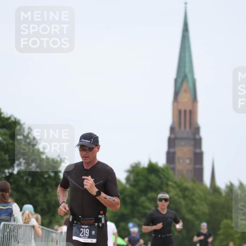 22.06.2025 - Viking Triathlon H.Heesch http://msf.ph/oto/8105079 22.06.2025 13:42:47 Laufen 219, 278 meine-sportfotos.de