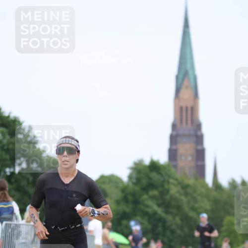 22.06.2025 - Viking Triathlon H.Heesch http://msf.ph/oto/8105099 22.06.2025 13:42:50 Laufen 219, 278 meine-sportfotos.de