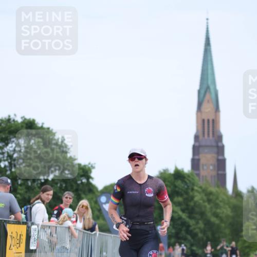22.06.2025 - Viking Triathlon H.Heesch http://msf.ph/oto/8105266 22.06.2025 13:43:43 Laufen 221 meine-sportfotos.de