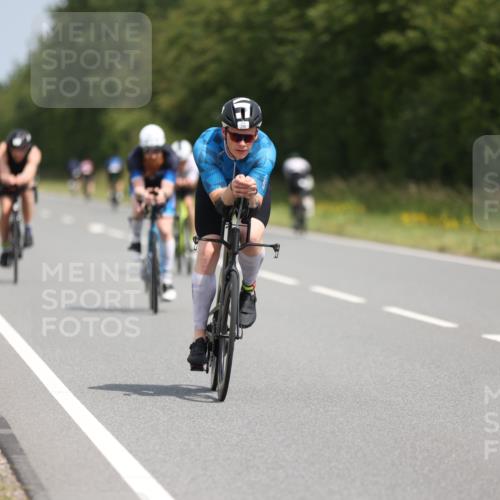 22.06.2025 - Viking Triathlon Yannick Fuchs http://msf.ph/oto/8105279 22.06.2025 12:09:58 Radfahren 298, 313, 341, 366, 386, 437, 542 meine-sportfotos.de