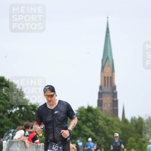 22.06.2025 - Viking Triathlon H.Heesch http://msf.ph/oto/8105366 22.06.2025 13:44:25 Laufen 492, 522 meine-sportfotos.de