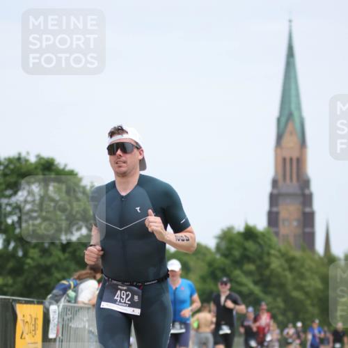 22.06.2025 - Viking Triathlon H.Heesch http://msf.ph/oto/8105389 22.06.2025 13:44:32 Laufen 103, 216, 492 meine-sportfotos.de