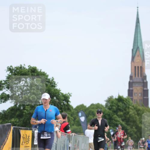 22.06.2025 - Viking Triathlon H.Heesch http://msf.ph/oto/8105399 22.06.2025 13:44:35 Laufen 103, 216, 492, 506 meine-sportfotos.de