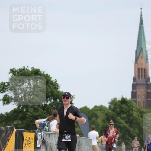 22.06.2025 - Viking Triathlon H.Heesch http://msf.ph/oto/8105411 22.06.2025 13:44:37 Laufen 103, 137, 216, 410, 492, 506 meine-sportfotos.de
