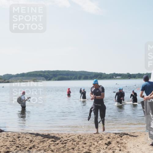 22.06.2025 - Viking Triathlon MichiJ http://msf.ph/oto/8105412 22.06.2025 10:50:31 Schwimmen 24, 48, 202, 402, 418, 463, 533 meine-sportfotos.de