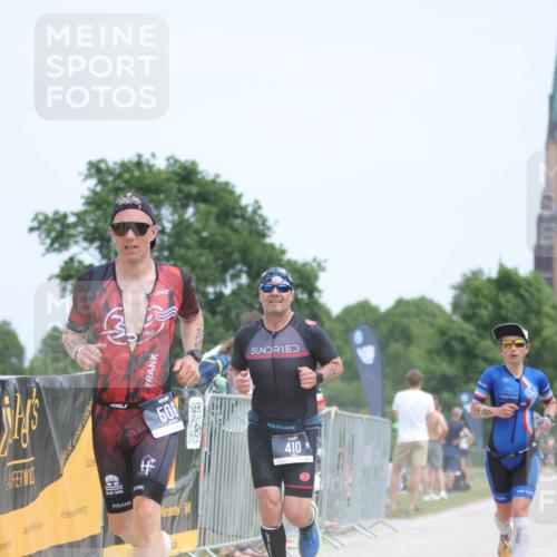 22.06.2025 - Viking Triathlon H.Heesch http://msf.ph/oto/8105418 22.06.2025 13:44:42 Laufen 103, 137, 216, 410, 506 meine-sportfotos.de