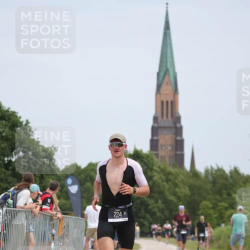 22.06.2025 - Viking Triathlon H.Heesch http://msf.ph/oto/8105463 22.06.2025 13:44:56 Laufen 224, 301, 517, 610 meine-sportfotos.de