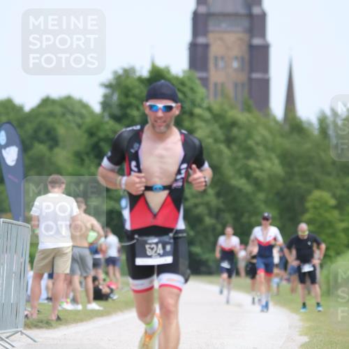 22.06.2025 - Viking Triathlon H.Heesch http://msf.ph/oto/8105496 22.06.2025 13:45:09 Laufen 53, 524 meine-sportfotos.de