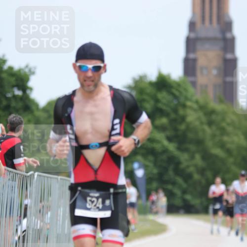 22.06.2025 - Viking Triathlon H.Heesch http://msf.ph/oto/8105505 22.06.2025 13:45:10 Laufen 53, 524 meine-sportfotos.de