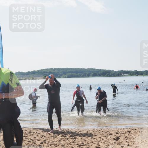 22.06.2025 - Viking Triathlon MichiJ http://msf.ph/oto/8105510 22.06.2025 10:50:45 Schwimmen 48, 202, 402, 418, 533 meine-sportfotos.de