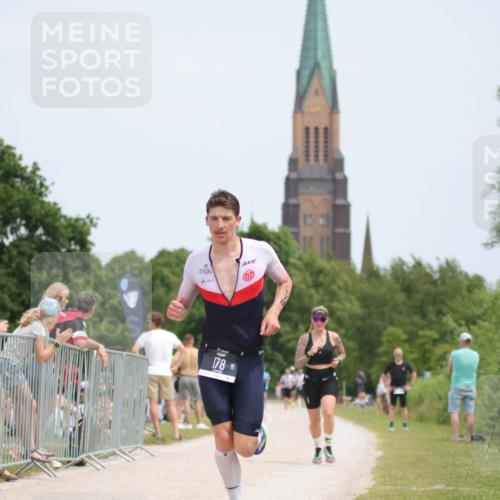 22.06.2025 - Viking Triathlon H.Heesch http://msf.ph/oto/8105518 22.06.2025 13:45:24 Laufen 178, 196, 602 meine-sportfotos.de