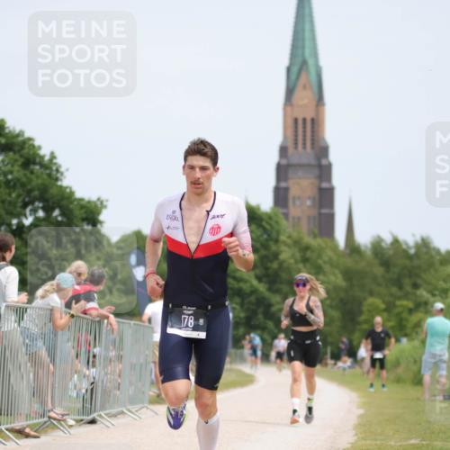 22.06.2025 - Viking Triathlon H.Heesch http://msf.ph/oto/8105525 22.06.2025 13:45:24 Laufen 178, 196, 602 meine-sportfotos.de