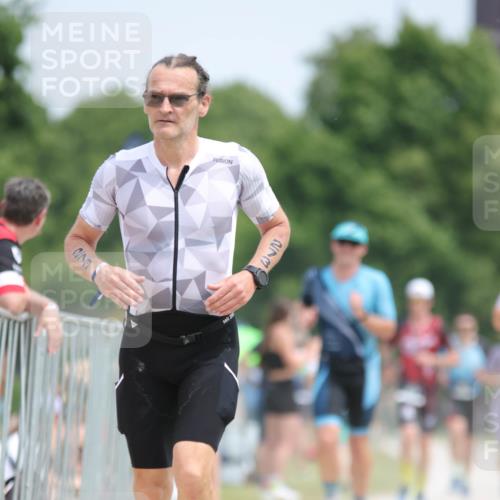 22.06.2025 - Viking Triathlon H.Heesch http://msf.ph/oto/8105555 22.06.2025 13:45:47 Laufen 84, 124, 273, 474 meine-sportfotos.de