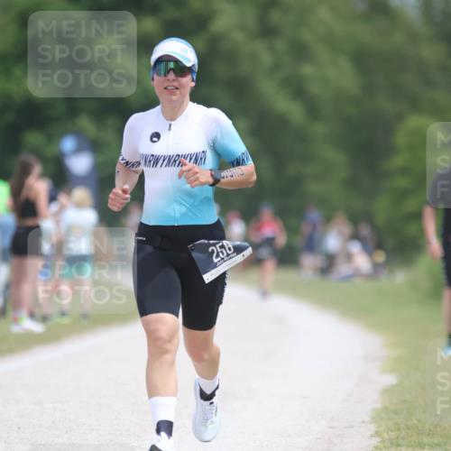 22.06.2025 - Viking Triathlon H.Heesch http://msf.ph/oto/8105616 22.06.2025 13:46:10 Laufen 256, 299 meine-sportfotos.de