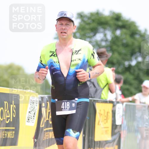 22.06.2025 - Viking Triathlon H.Heesch http://msf.ph/oto/8105644 22.06.2025 13:46:35 Laufen 43, 418, 451 meine-sportfotos.de