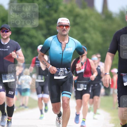 22.06.2025 - Viking Triathlon H.Heesch http://msf.ph/oto/8105652 22.06.2025 13:46:38 Laufen 43, 100, 191, 418, 451 meine-sportfotos.de