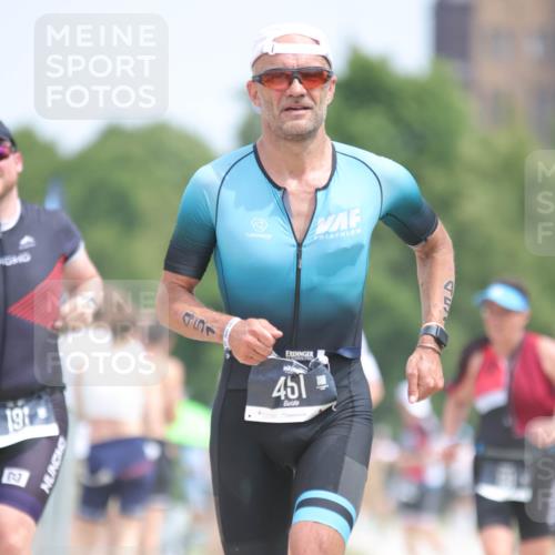 22.06.2025 - Viking Triathlon H.Heesch http://msf.ph/oto/8105657 22.06.2025 13:46:40 Laufen 43, 100, 191, 418, 451, 535 meine-sportfotos.de