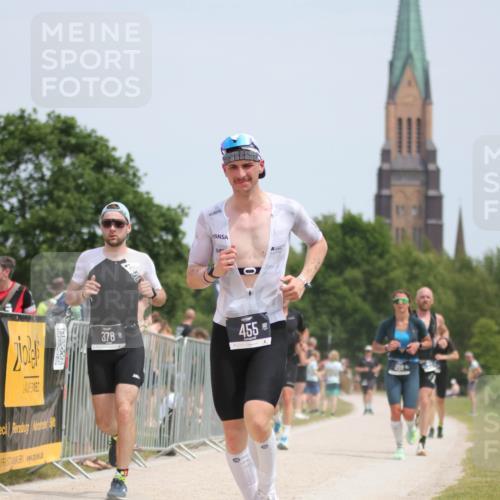 22.06.2025 - Viking Triathlon H.Heesch http://msf.ph/oto/8105726 22.06.2025 13:47:08 Laufen 88, 325, 378, 398, 412, 452, 455 meine-sportfotos.de