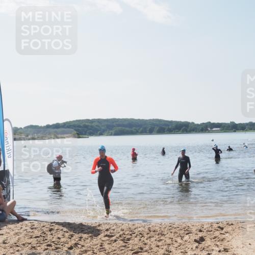 22.06.2025 - Viking Triathlon MichiJ http://msf.ph/oto/8105753 22.06.2025 10:51:14 Schwimmen 308, 436, 477, 484 meine-sportfotos.de