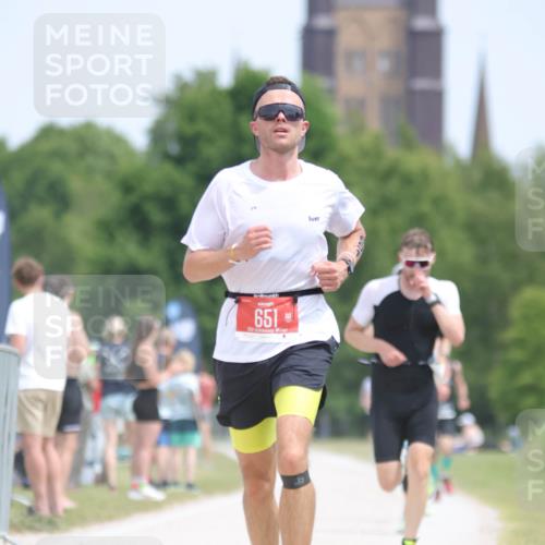 22.06.2025 - Viking Triathlon H.Heesch http://msf.ph/oto/8105811 22.06.2025 13:47:31 Laufen 69, 233, 272, 617, 651 meine-sportfotos.de