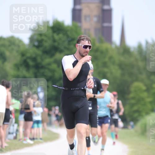 22.06.2025 - Viking Triathlon H.Heesch http://msf.ph/oto/8105827 22.06.2025 13:47:33 Laufen 69, 233, 272, 617, 651 meine-sportfotos.de