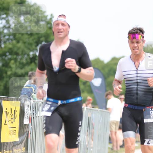 22.06.2025 - Viking Triathlon H.Heesch http://msf.ph/oto/8105899 22.06.2025 13:48:08 Laufen 55, 98, 387, 615 meine-sportfotos.de
