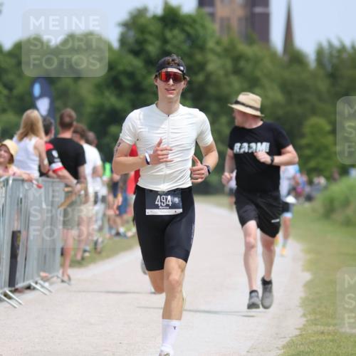 22.06.2025 - Viking Triathlon H.Heesch http://msf.ph/oto/8105906 22.06.2025 14:09:29 Laufen 494, 553, 641 meine-sportfotos.de