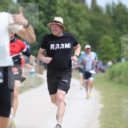 22.06.2025 - Viking Triathlon H.Heesch http://msf.ph/oto/8105910 22.06.2025 14:09:30 Laufen 494, 553, 641 meine-sportfotos.de