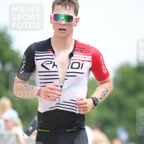 22.06.2025 - Viking Triathlon H.Heesch http://msf.ph/oto/8105928 22.06.2025 13:48:13 Laufen 55, 98, 387, 615 meine-sportfotos.de