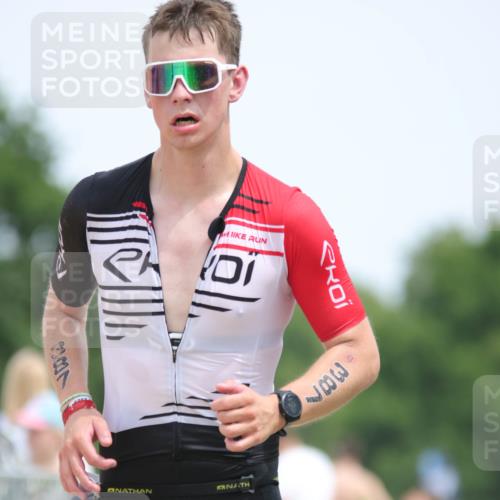22.06.2025 - Viking Triathlon H.Heesch http://msf.ph/oto/8105931 22.06.2025 13:48:13 Laufen 55, 98, 387, 615 meine-sportfotos.de