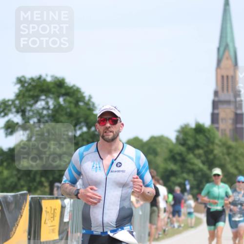 22.06.2025 - Viking Triathlon H.Heesch http://msf.ph/oto/8105961 22.06.2025 14:09:39 Laufen 65, 324, 361 meine-sportfotos.de