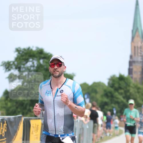 22.06.2025 - Viking Triathlon H.Heesch http://msf.ph/oto/8105963 22.06.2025 14:09:39 Laufen 65, 324, 361 meine-sportfotos.de
