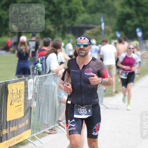 22.06.2025 - Viking Triathlon H.Heesch http://msf.ph/oto/8105983 22.06.2025 13:49:25 Laufen 236, 249, 379, 395, 604 meine-sportfotos.de