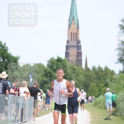 22.06.2025 - Viking Triathlon H.Heesch http://msf.ph/oto/8105988 22.06.2025 14:09:45 Laufen 65, 324, 349, 475 meine-sportfotos.de