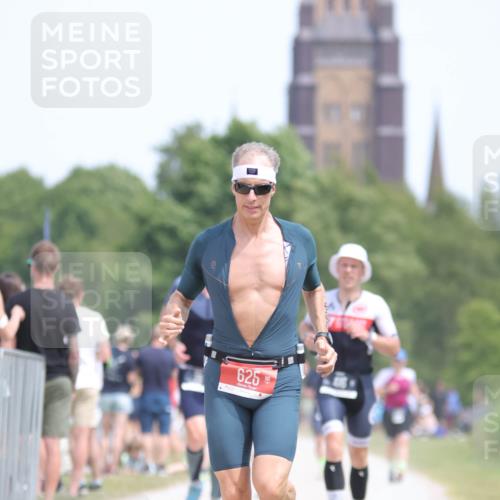 22.06.2025 - Viking Triathlon H.Heesch http://msf.ph/oto/8106005 22.06.2025 14:10:04 Laufen 78, 416, 625 meine-sportfotos.de